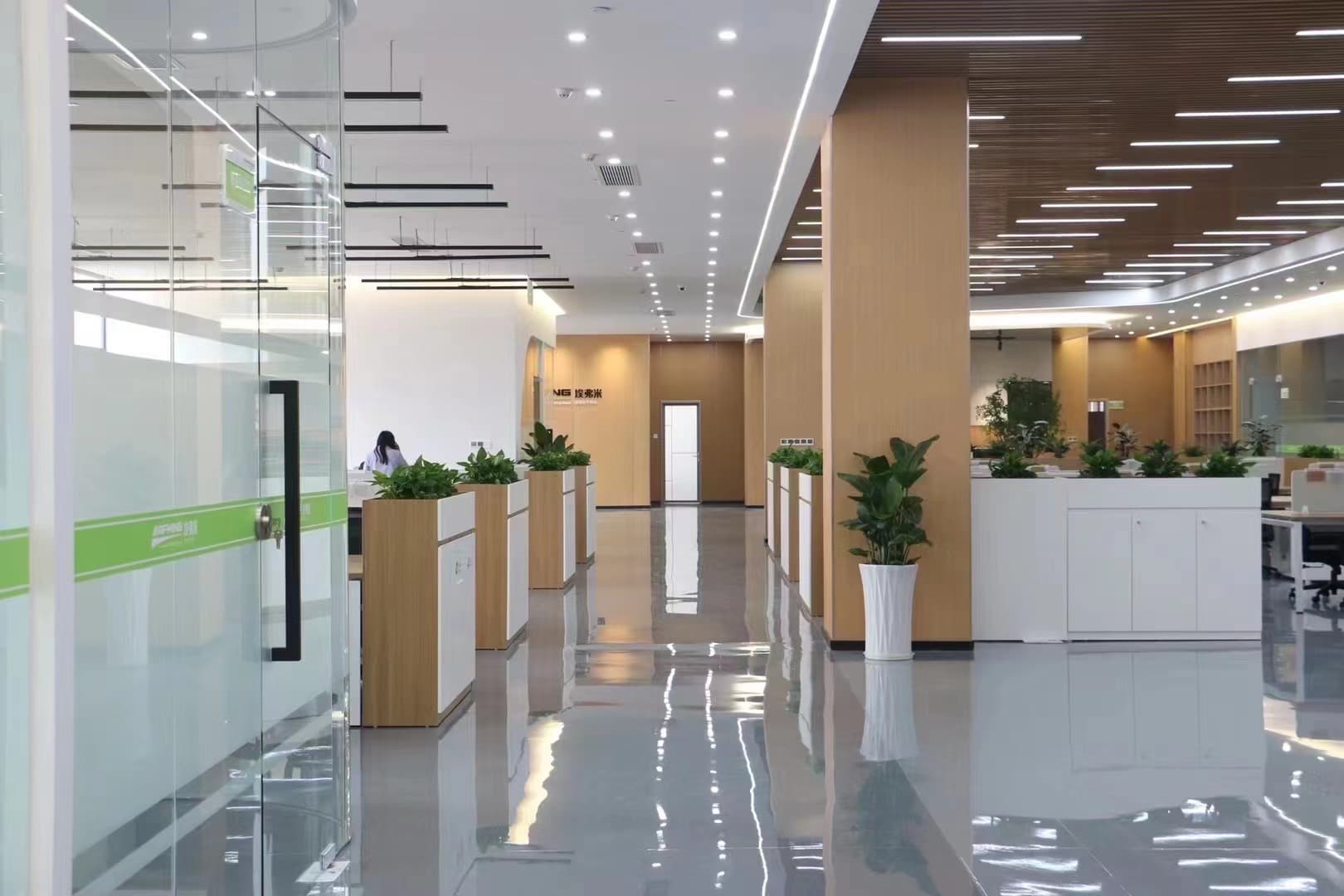 龙8-long8(国际)唯一官方网站