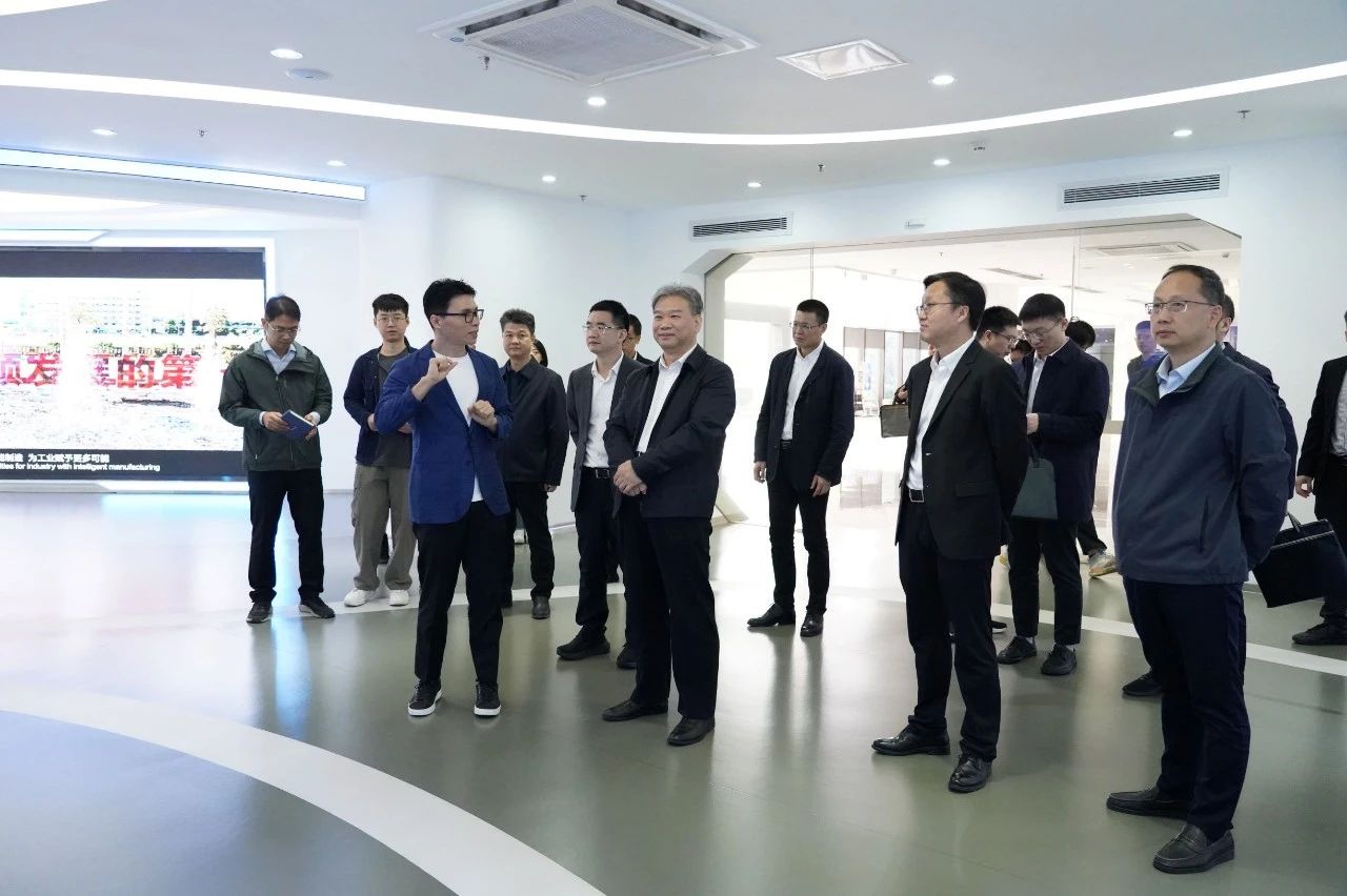 ��8-long8(����)Ψһ�ٷ���վ